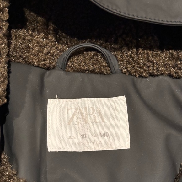 Zara Youth Rain Jacket - Picture 5 of 6